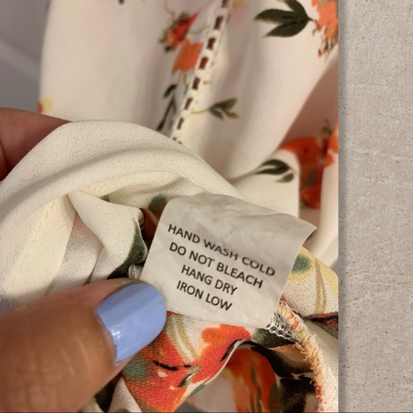 SIENNA SKY • Coral Floral Short Sleeve Blouse - Picture 7 of 8